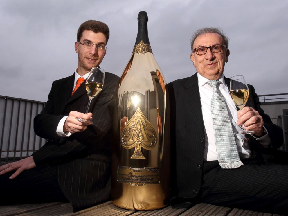 Gty Giant Champagne Sk 141106 4x3 992